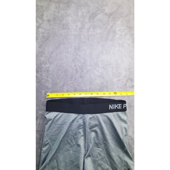 Nike Womens Size L Pro Compression Athletic Shorts in Gray Gym Activewear C25 - Picture 3 of 9